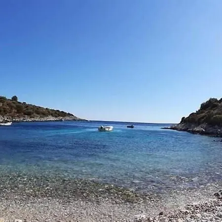 Island Oasis - With Large Bedroom & Terrace With Amazing Sea View Zaglav