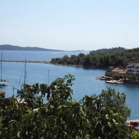 Island Oasis - With Large Bedroom & Terrace With Amazing Sea View Zaglav