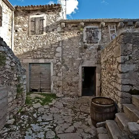 Island Oasis - With Large Bedroom & Terrace With Amazing Sea View * Zaglav