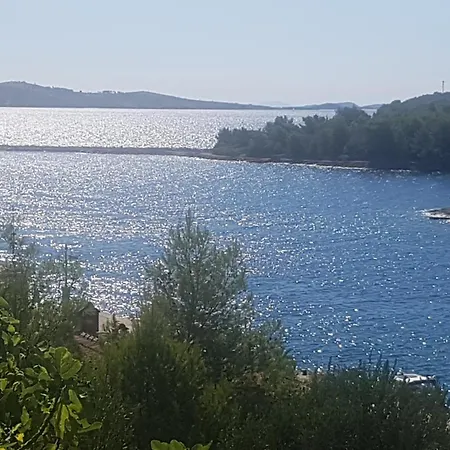 Island Oasis - With Large Bedroom & Terrace With Amazing Sea View Zaglav