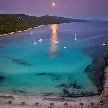 Island Oasis - With Large Bedroom & Terrace With Amazing Sea View * Zaglav