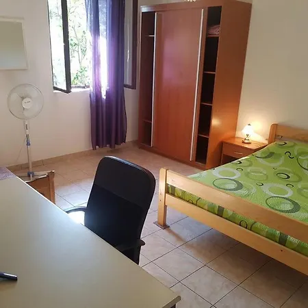 Island Oasis - With Large Bedroom & Terrace With Amazing Sea View Apartment Zaglav